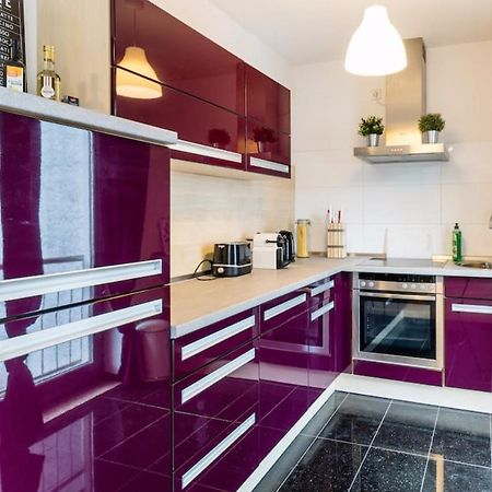 Homefy Oldtown Apartment - 6 People - 2 Bath - Balcony - Top Location Dusseldorf Ngoại thất bức ảnh